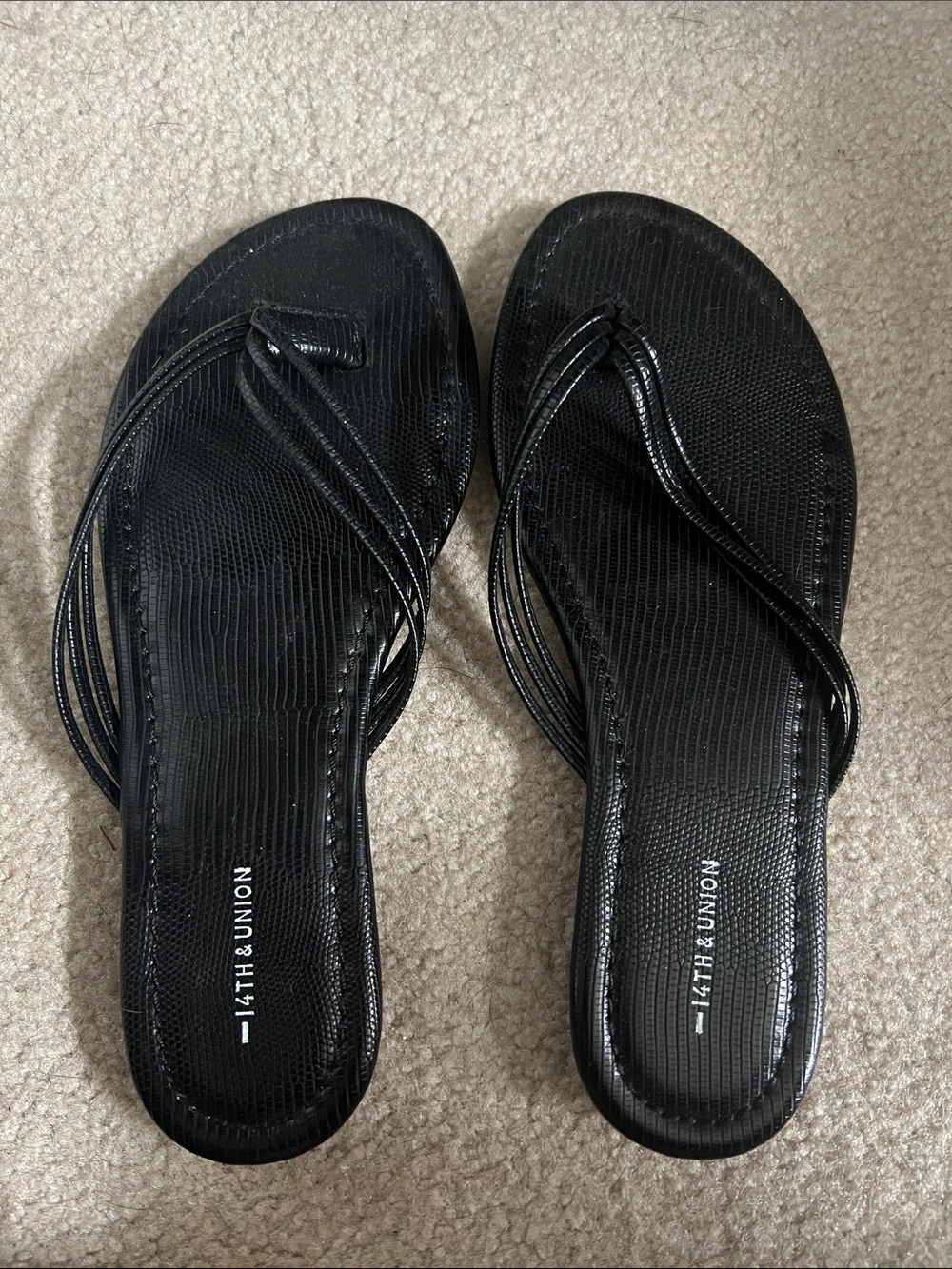 14th & Union Black Multi-Strap Slide Sandals